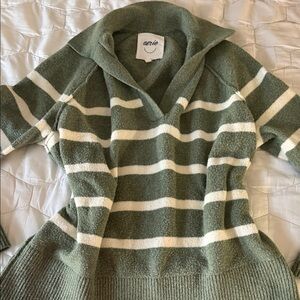 Aerie Olive and Cream Striped Turtleneck Sweater